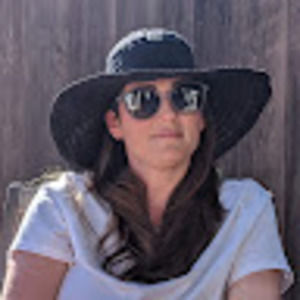 Meet your Posher, Maxine